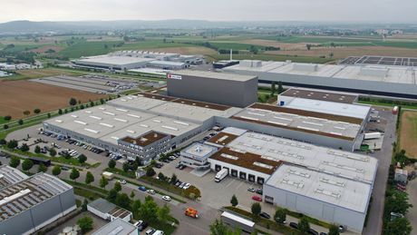 Logistik- und Produktionszentrum von Ideal-Pack in Heilbronn (Luftaufnahme)